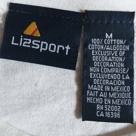 Liz sport white fitted top ,size Medium - Picture 3 of 3